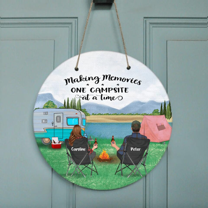Personalized Camping Doorsign - Couple/Parents With Up to 2 Kids And 2 Pets - Gift Idea For Camping Lover - Making Memories One Campsite At A Time