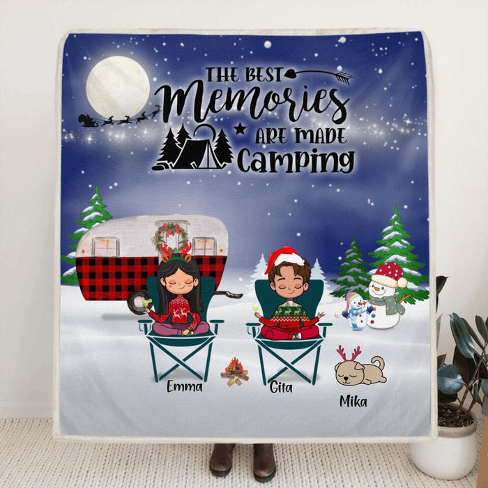 Personalized Couple Camping Xmas Quilt/Fleece Blanket/Pillow Cover - Couple With Up to 4 Pets - Christmas Gift For Cat/Dog Lover