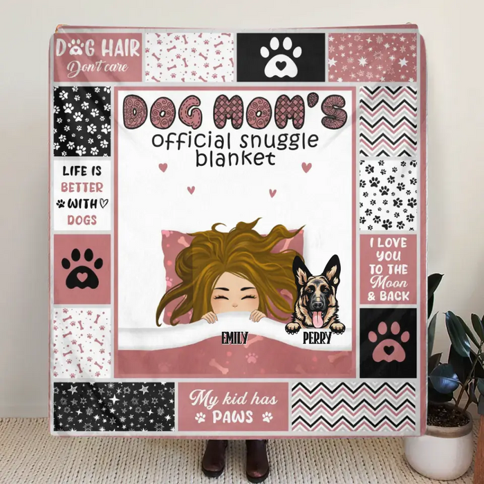 Personalized Dog Mom Fleece Throw Blanket/Quilt - Up to 6 Dogs - Mother's Day Gift Idea For Dog Lover - Dog Mom's Official Snuggle Blanket