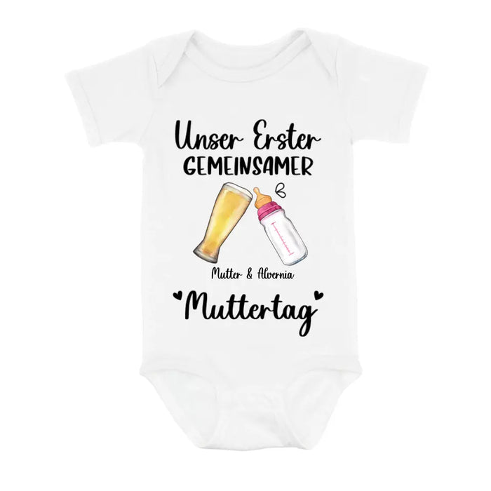 Personalized Baby Onesie/T-Shirt - Mother's Day Gift Idea For Baby/Mom - Unser Erster Gemeinsamer Muttertag