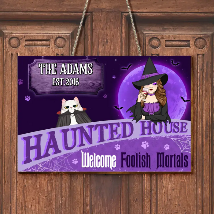 Personalized Witch Cat Wooden Sign - Halloween Gift Idea For Family/Pet Lover - Up to 7 Cats - A Wicked Witch And Her Little Meownster Live Here