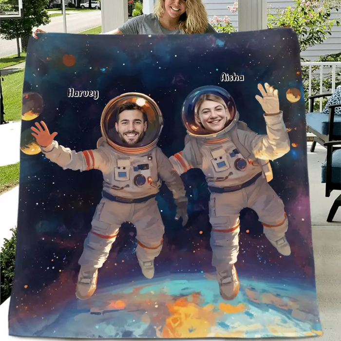Personalized Astronus Fleece Throw Blanket & Quilt - Adult/Couple/Parents With Up to 5 Kid  - Upload Photo - Gift Idea For Family