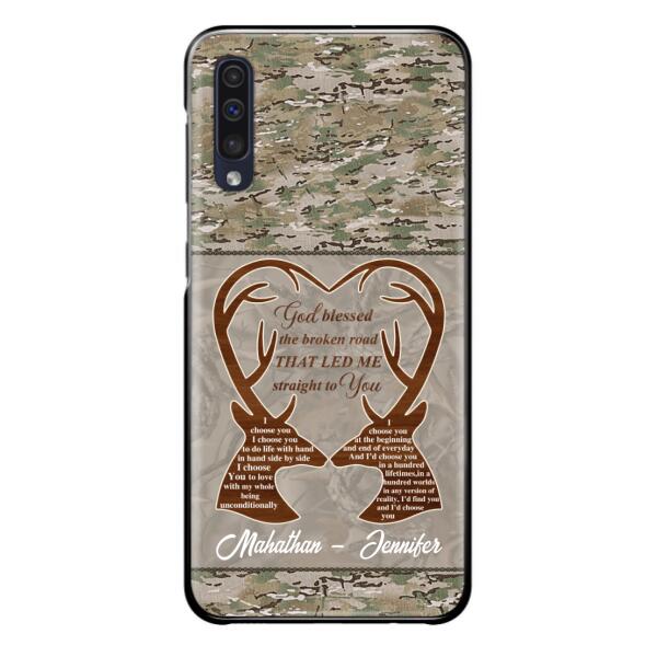 Custom Personalized Deer Hunting Heart Phone Case - Gift Idea For Couple - God Blessed The Broken Road That Led Me Straight To You - Case For iPhone And Samsung