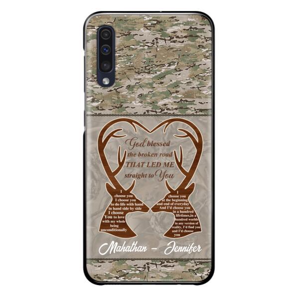 Custom Personalized Deer Hunting Heart Phone Case - Gift Idea For Couple - God Blessed The Broken Road That Led Me Straight To You - Case For iPhone And Samsung