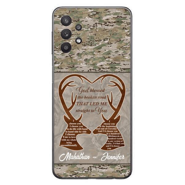 Custom Personalized Deer Hunting Heart Phone Case - Gift Idea For Couple - God Blessed The Broken Road That Led Me Straight To You - Case For iPhone And Samsung