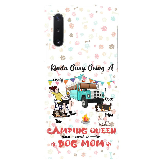 Custom Personalized Camping Queen Phone Case - Upto 3 Dogs - Gift Idea For Dog Lovers - Kinda Busy Being A Camping Queen And A Dog Mom - Case For iPhone/Samsung