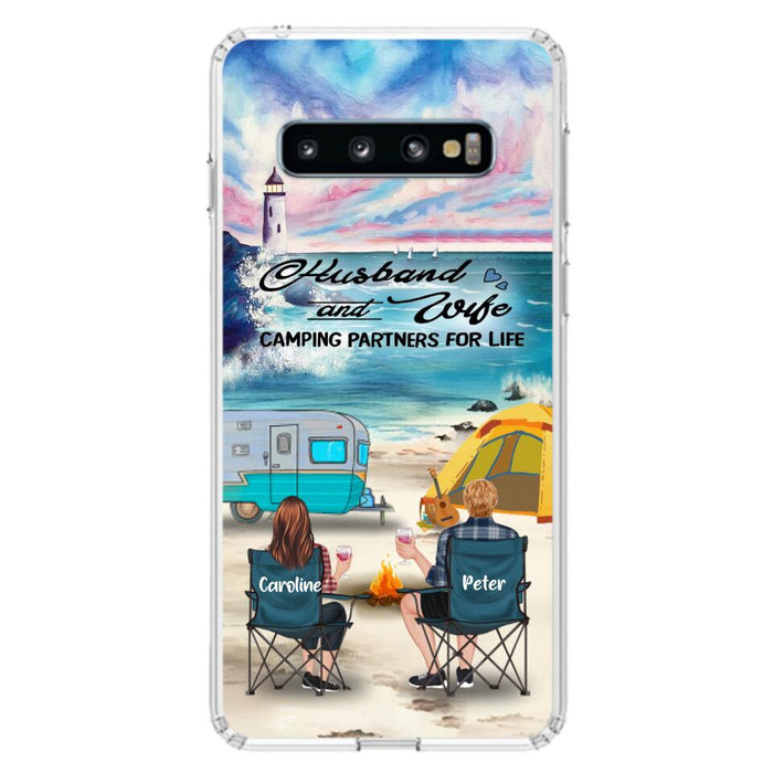 Custom Personalized Beach Camping Phone Case - Couple/ Parents With Upto 3 Kids And 3 Pets - Gift Idea For Camping Lover - Case For iPhone And Samsung