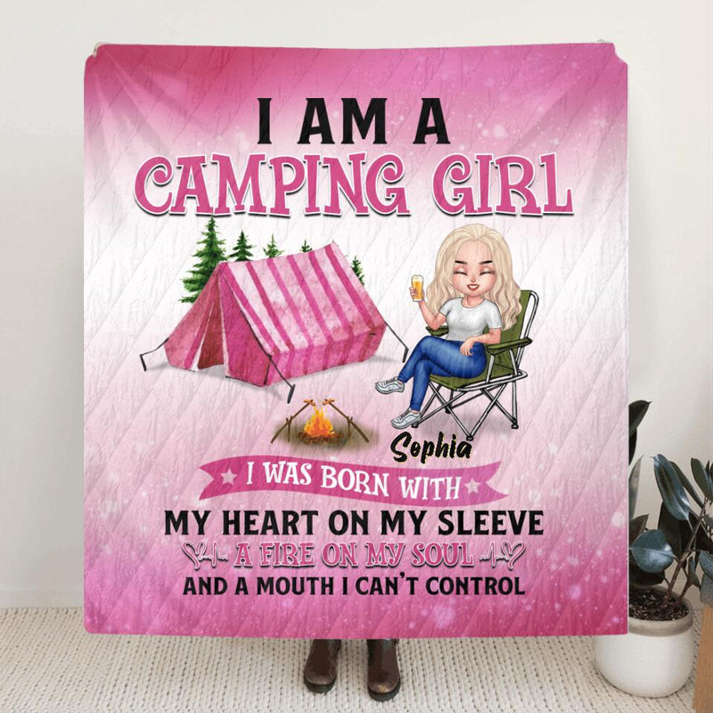 Personalized Camping Queen Quilt - Mother's Day Gift Idea For Camping Lovers - I Am A Camping Girl, I Was Born With My Heart On My Sleeve