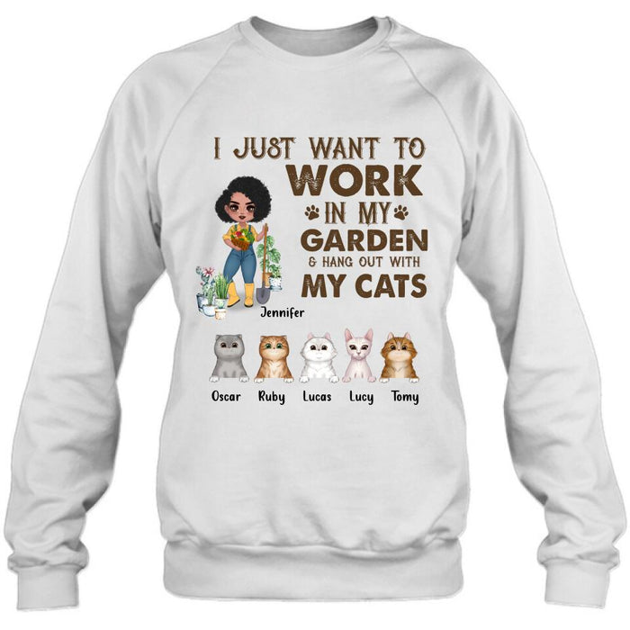 Custom Personalized Pet Garden Shirt/ Hoodie- Upto 5 Pets - Funny Gardening Gift For Dog/ Cat Lover - I Just Want To Work In My Garden & Hang Out With My Cats