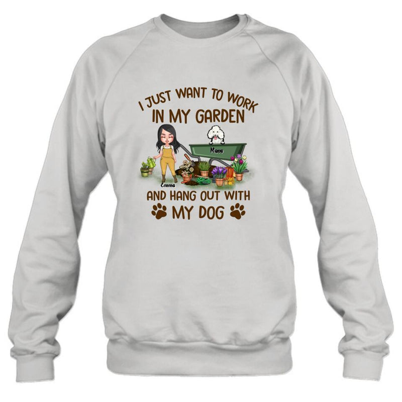 Personalized Garden Dogs Shirt - Up to 5 Dogs - Best Gift for Dog Lovers - I Just Want To Work In My Garden And Hang Out With My Dogs