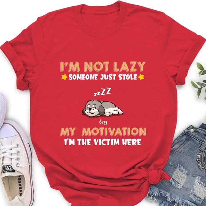 Custom Personalized I'm Not Lazy Pet Shirt/ Pullover Hoodie - Upto 6 Pets - Gift Idea For Dog/ Cat Lover - I'm Not Lazy, Someone Just Stole My Motivation, I'm The Victim Here