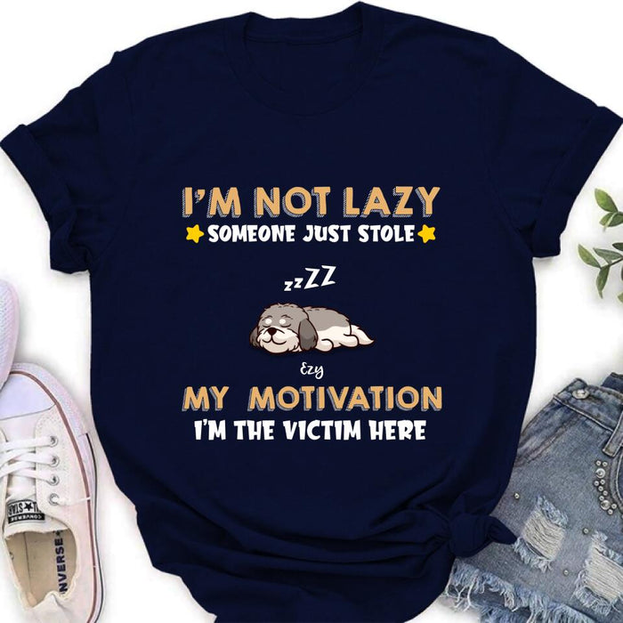 Custom Personalized I'm Not Lazy Pet Shirt/ Pullover Hoodie - Upto 6 Pets - Gift Idea For Dog/ Cat Lover - I'm Not Lazy, Someone Just Stole My Motivation, I'm The Victim Here