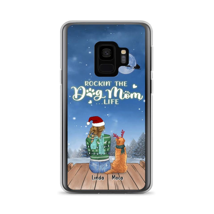 Custom Personalized Christmas Dog Mom Phone Case - Upto 5 Dogs - Gift Idea For Dog Lover/ Dog Mom - Rockin' The Dog Mom Life - Case For iPhone And Samsung