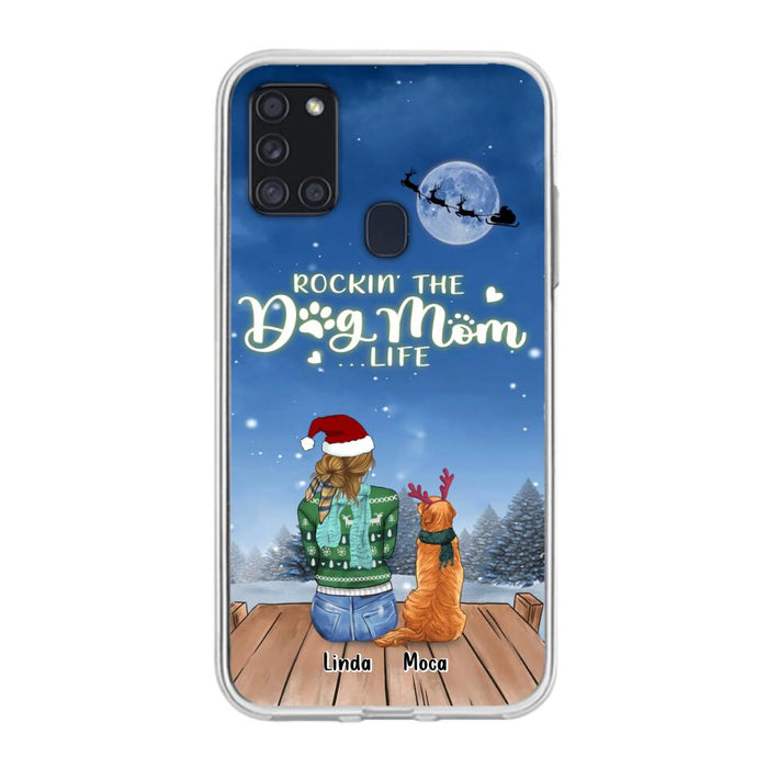 Custom Personalized Christmas Dog Mom Phone Case - Upto 5 Dogs - Gift Idea For Dog Lover/ Dog Mom - Rockin' The Dog Mom Life - Case For iPhone And Samsung