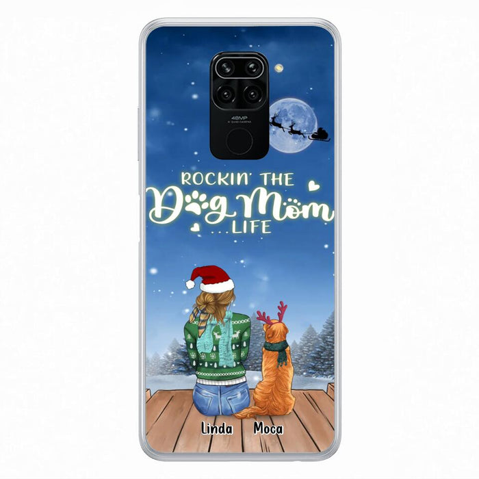 Custom Personalized Christmas Dog Mom Phone Case - Upto 5 Dogs - Gift Idea For Dog Lover/ Dog Mom - Rockin' The Dog Mom Life - Case For Xiaomi, Oppo And Huawei