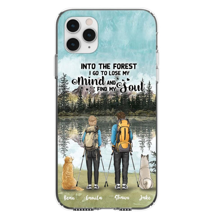 Custom Personalized Hiking Couple With Dogs Phone Case - Couple With Upto 2 Pets - Case For iPhone and Samsung - Q67GXN