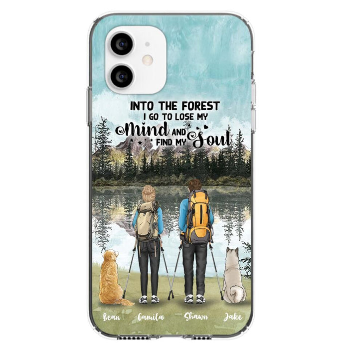 Custom Personalized Hiking Couple With Dogs Phone Case - Couple With Upto 2 Pets - Case For iPhone and Samsung - Q67GXN