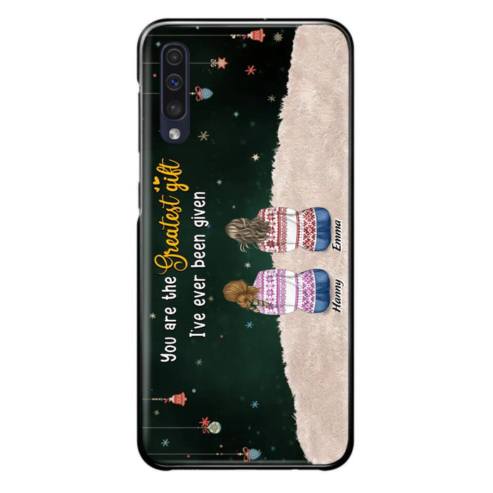 Custom Personalized Christmas Friends Phone Case - Christmas Gift Idea For Friends/Sisters - Upto 12 People - You Are The Greatest Gift I've Ever Been Given - Case For iPhone And Samsung