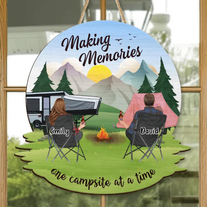 Custom Personalized Camping Couple Wooden Sign - Upto 4 Dogs - Christmas Gift Idea For Camping Lovers/Dog/Cat Lovers - Making Memories One Campsite At A Time