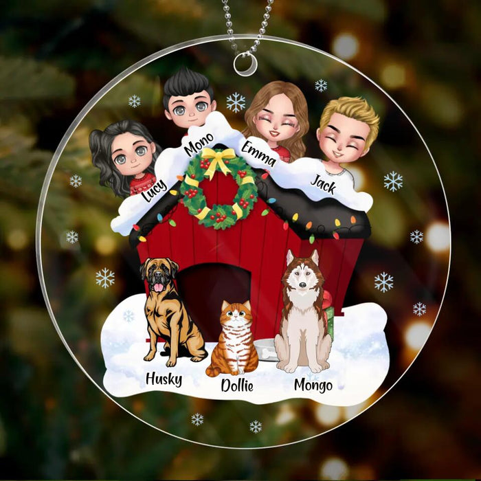 Custom Personalized Christmas Family With Pet Circle Acrylic Ornament - Christmas Gift For Family/ Dog/Cat Lover - Parents/Couple With Upto 2 Kids And 4 Pets