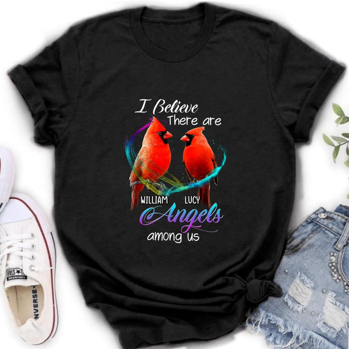 Custom Personalized Memorial Cardinal T-shirt/Hoodie - Gift Idea For Family/Friend - I Believe There Are Angels Among Us