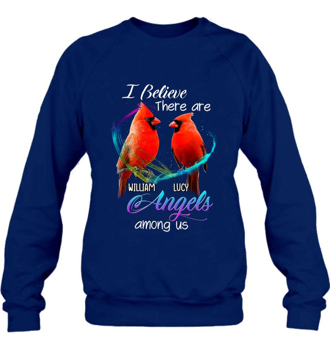 Custom Personalized Memorial Cardinal T-shirt/Hoodie - Gift Idea For Family/Friend - I Believe There Are Angels Among Us