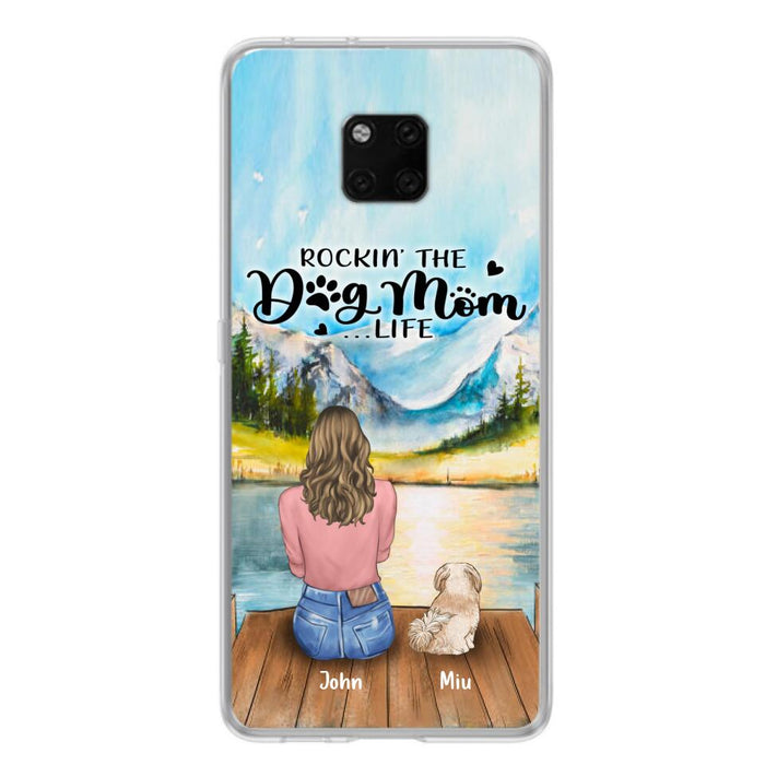 Custom Personalized Dog Mom Phone Case - Gifts For Dog Lover With Upto 7 Dogs - Rockin' The Dog Mom Lifess