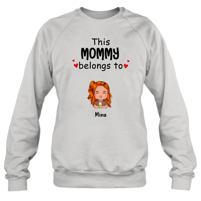 Custom Personalized This Mommy Belongs To Doll Kids T-Shirt/ Long Sleeve/ Sweatshirt/ Hoodie - Upto 7 Children - Gift Idea For Grandma/ Grandpa/ Dad/ Mom/ Mother's Day/ Father's Day