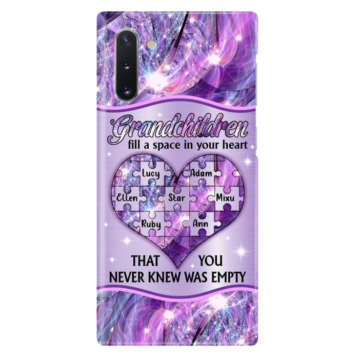 Custom Personalized Grandchildren Phone Case - Upto 7 Kids - Mother's Day Gift Idea For Grandma - Grandchildren Fill A Space In Your Heart That You Never Knew Was Empty - Case For iPhone And Samsung