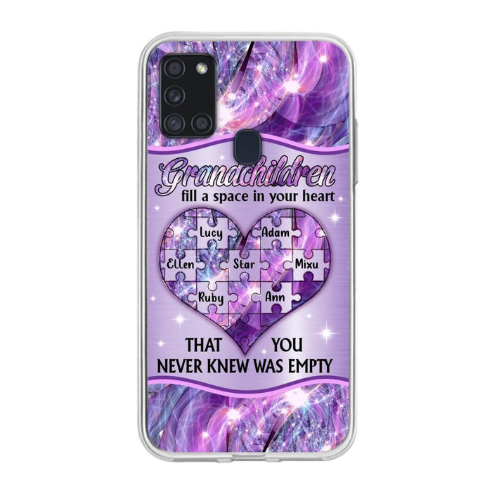 Custom Personalized Grandchildren Phone Case - Upto 7 Kids - Mother's Day Gift Idea For Grandma - Grandchildren Fill A Space In Your Heart That You Never Knew Was Empty - Case For iPhone And Samsung