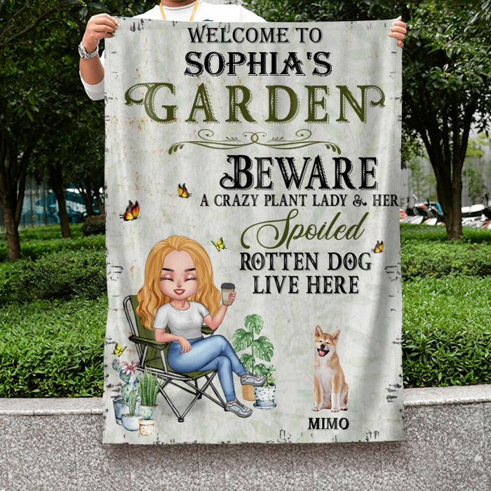 Custom Personalized Pet Mom Flag - Upto 5 Pets - Mother's Day Gift Idea For Dog/Cat/Chicken Lover - Beware A Crazy Plant Lady & Her Spoiled Rotten Dog Live Here