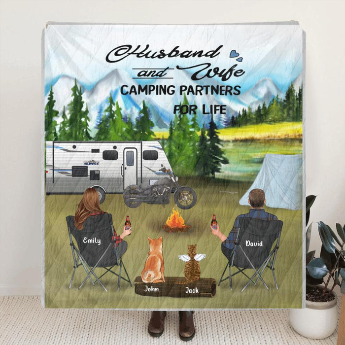 Personalized Camping Quilt Blanket - Parents with 2 Teens - Gift Idea For Family,Father's day gift - Husband and Wife Camping Partners For Life