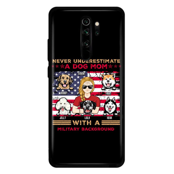 Custom Personalized Dog Mom Phone Case - Upto 5 Dogs - Gift Idea For Mother's Day/ Dog Lover - Never Underestimate A Dog Mom With A Military Background - Case For Xiaomi/Oppo/Huawei