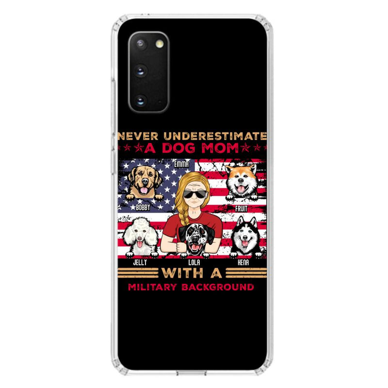 Custom Personalized Dog Mom Phone Case - Upto 5 Dogs - Gift Idea For Mother's Day/ Dog Lover - Never Underestimate A Dog Mom With A Military Background - Case For iPhone And Samsung