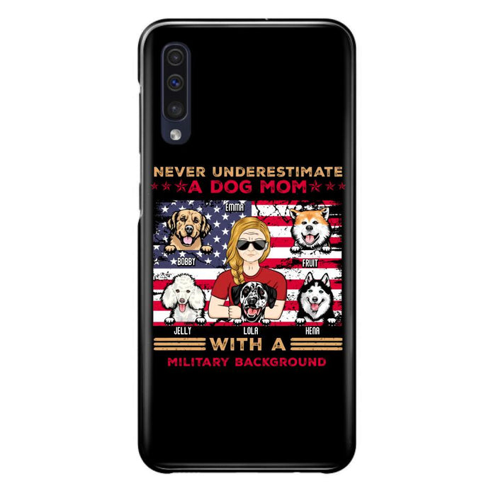 Custom Personalized Dog Mom Phone Case - Upto 5 Dogs - Gift Idea For Mother's Day/ Dog Lover - Never Underestimate A Dog Mom With A Military Background - Case For iPhone And Samsung