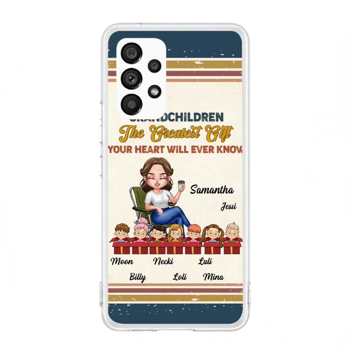 Custom Personalized Grandma Phone Case - Gift Idea For Grandma/Mother's Day - Up To 7 Kids - Grandchildren The Greatest Gift Your Heart Will Ever Know - Cases For iPhone/Samsung