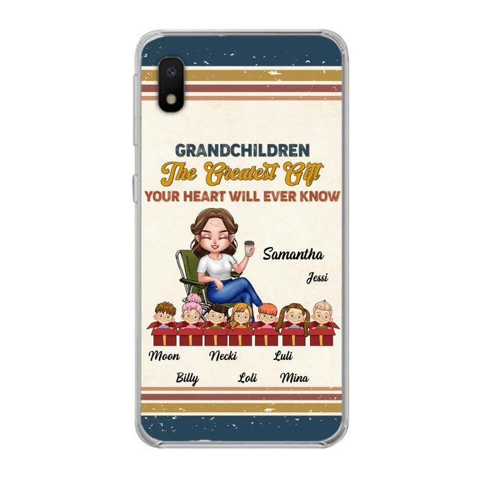 Custom Personalized Grandma Phone Case - Gift Idea For Grandma/Mother's Day - Up To 7 Kids - Grandchildren The Greatest Gift Your Heart Will Ever Know - Cases For iPhone/Samsung