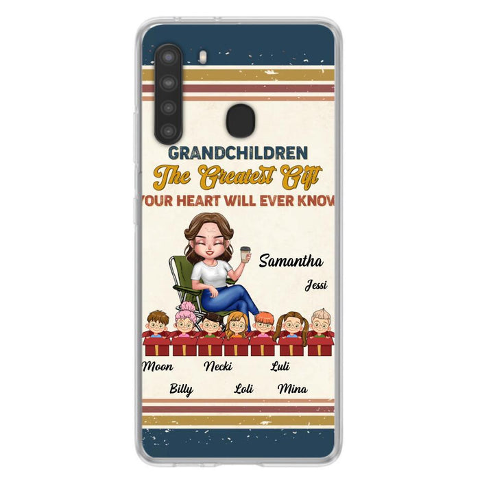 Custom Personalized Grandma Phone Case - Gift Idea For Grandma/Mother's Day - Up To 7 Kids - Grandchildren The Greatest Gift Your Heart Will Ever Know - Cases For iPhone/Samsung