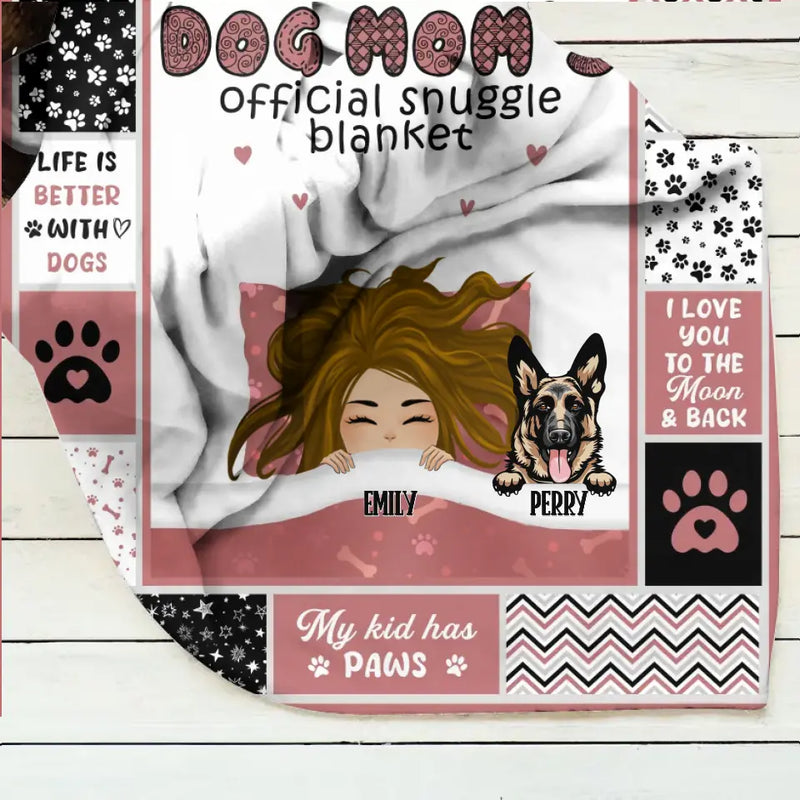 Personalized Dog Mom Fleece Throw Blanket/Quilt - Up to 6 Dogs - Mother's Day Gift Idea For Dog Lover  - Dog Mom's Official Snuggle Blanket