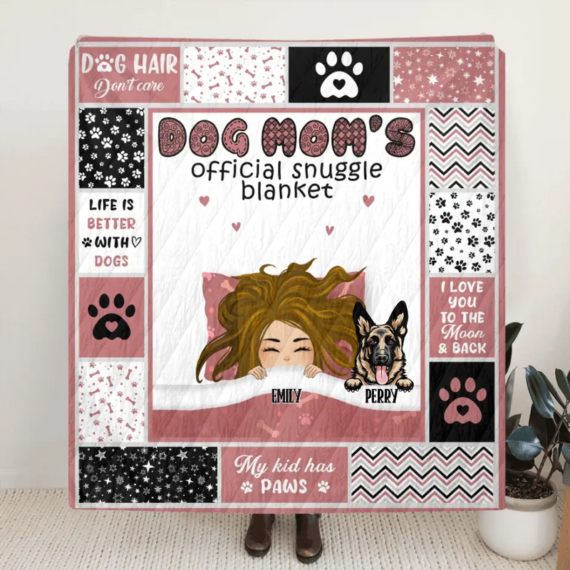 Personalized Dog Mom Fleece Throw Blanket/Quilt - Up to 6 Dogs - Mother's Day Gift Idea For Dog Lover  - Dog Mom's Official Snuggle Blanket