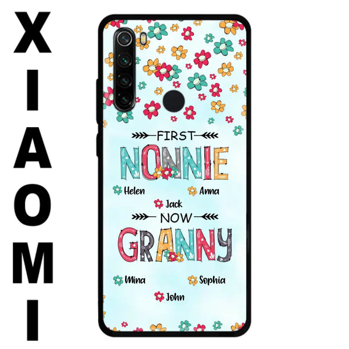 Custom Personalized Grandma Phone Case - Upto 4 Kids And 8 Grandkids - Mother's Day Gift Idea for Grandma - First Mom Now Nana Kid And Grandkids Flower Pattern - Cases For Xiaomi/ Oppo/ Huawei