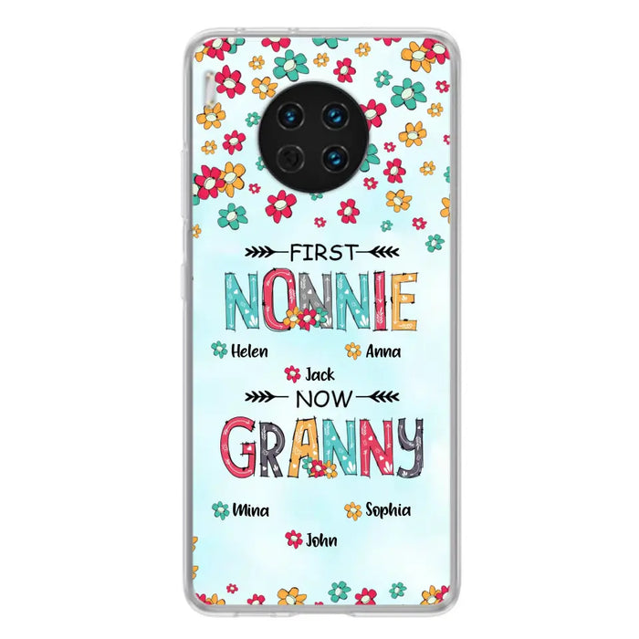 Custom Personalized Grandma Phone Case - Upto 4 Kids And 8 Grandkids - Mother's Day Gift Idea for Grandma - First Mom Now Nana Kid And Grandkids Flower Pattern - Cases For Xiaomi/ Oppo/ Huawei