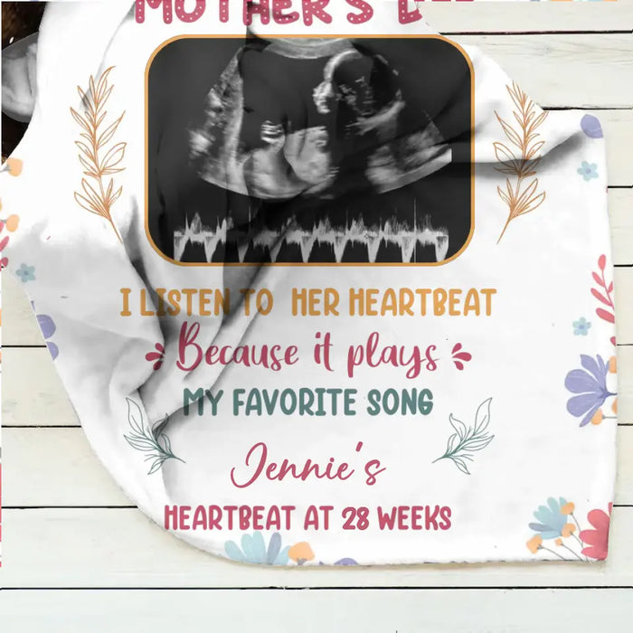 Personalized Heartbeat Single Layer Fleece/ Quilt Blanket - Gift Idea For Mother's Day - I Listen To Her Heartbeat Because It Plays My Favorite Song