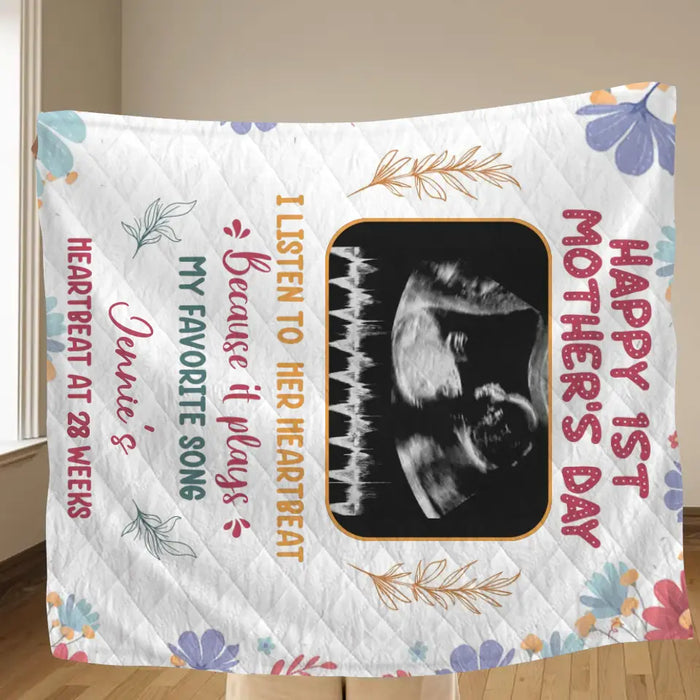 Personalized Heartbeat Single Layer Fleece/ Quilt Blanket - Gift Idea For Mother's Day - I Listen To Her Heartbeat Because It Plays My Favorite Song