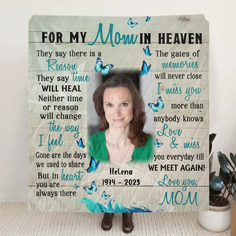 Personalized Memorial Photo Fleece Throw Blanket/Quilt - Memorial Gift Idea For Mother's Day - I Miss You More Than Anybody Knows