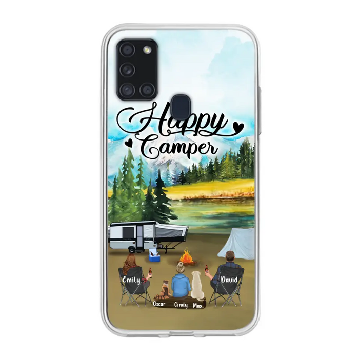 Custom Personalized Camping Phone Case - Parents With 1 Kids And 2 Pets - Best Gift For Family - Happy Camper - Case For iPhone And Samsung