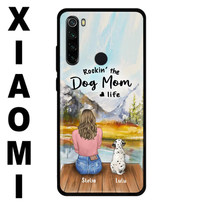 Custom Personalized Dog Mom Phone Case - Gifts For Dog Lovers With Upto 4 Dogs - Rockin' The Dog Mom Life - Case For iPhone, Samsung And Xiaomi