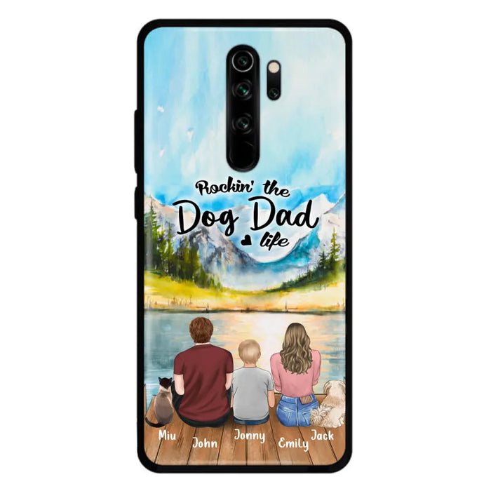 Custom Personalized Pet Couple Phone Case - Parent With 1 Kid And 2 Pets - Case For Xiaomi, Oppo And Huawei