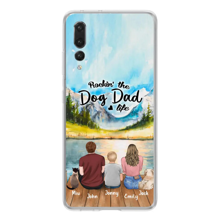 Custom Personalized Pet Couple Phone Case - Parent With 1 Kid And 2 Pets - Case For Xiaomi, Oppo And Huawei