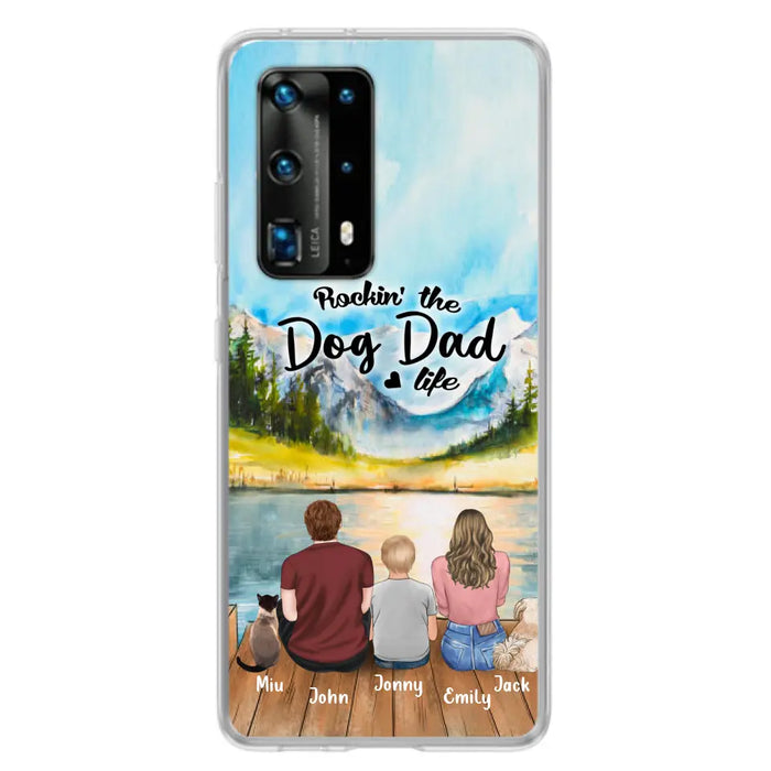 Custom Personalized Pet Couple Phone Case - Parent With 1 Kid And 2 Pets - Case For Xiaomi, Oppo And Huawei